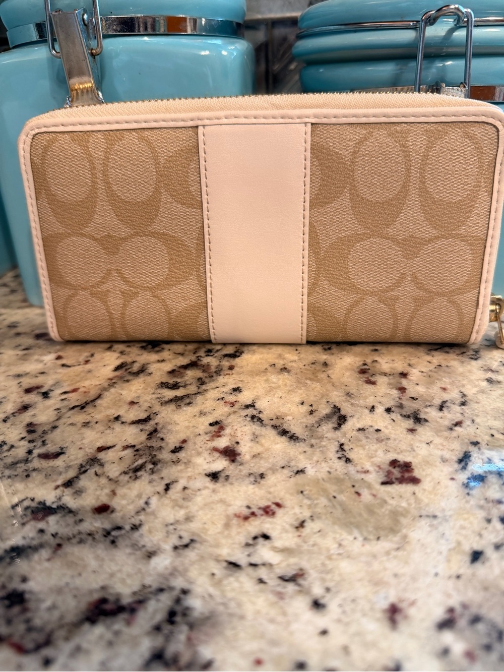 Coach F54630 Tan Canvas Zip Wallet with Chalk Leather Stripe - Picture 2 of 9
